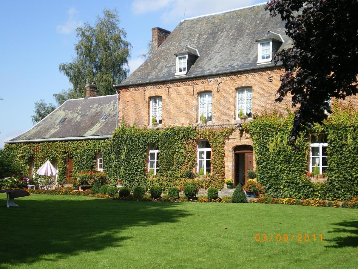 Le Chateau Bed & Breakfast Neuville-Coppegueule Bagian luar foto